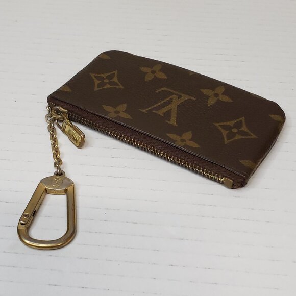 Louis Vuitton Monogram Key Pouch lux59-093025 - Picture 4 of 8